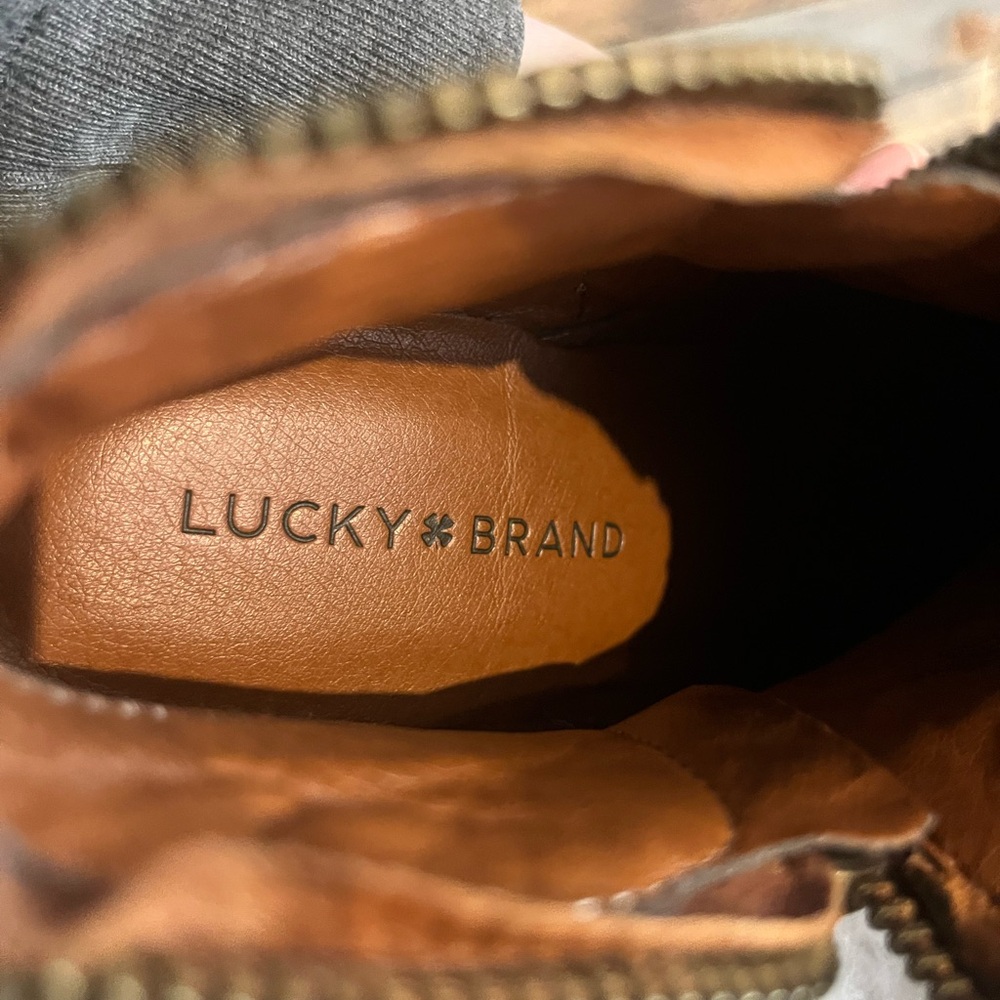 Lucky Brand Tan Leather ankle zip up Boots 7M - Picture 2 of 9